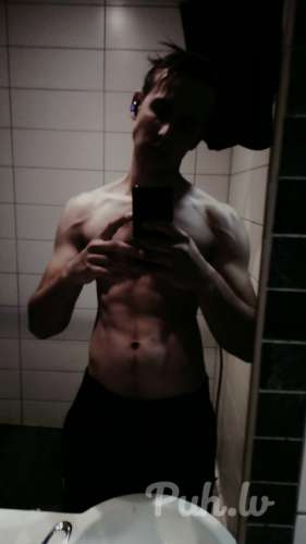 Edgars (22 gadi) (Foto!) iepazīsies ar sievieti seksam (#8427995)