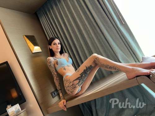 Vilktoriia (24 years)