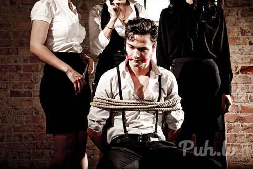 Divas Dominas (28 gadi)