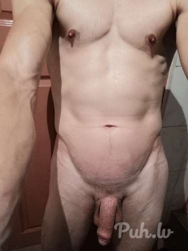 Sveiki.  Labrat iepazīšos koptu,  pasīvu vīrieti.  Mekleju tādu kas ir vientuļš un…