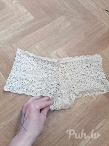 Freija (33 года)