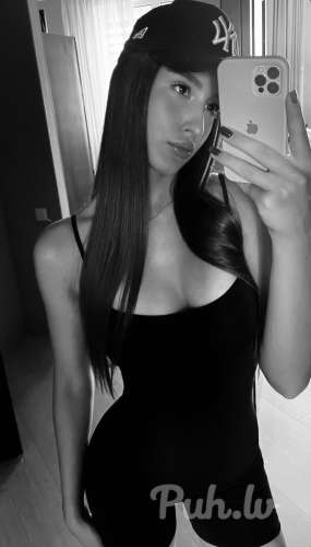 Milano4kaaa101 (23 gadi)