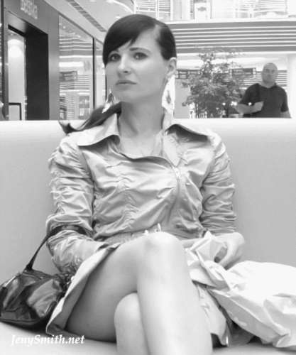 BEZ BIKSĪTEM (49 gadi)