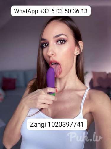 Christelle (26 gadi)