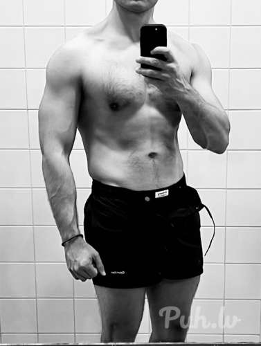 Приветствую милые дамы ))),  ищу девушку,  женщину с пышными формами для встречи…