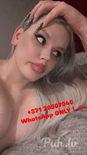 HOT BABY🔥 (22 years)