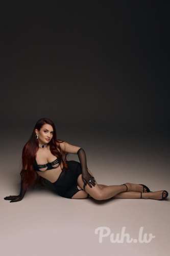 Alexandra (29 aastat)