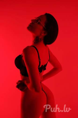 Alice😈 (21 год) (Фото!) познакомится с мужчиной для секса (№8692761)