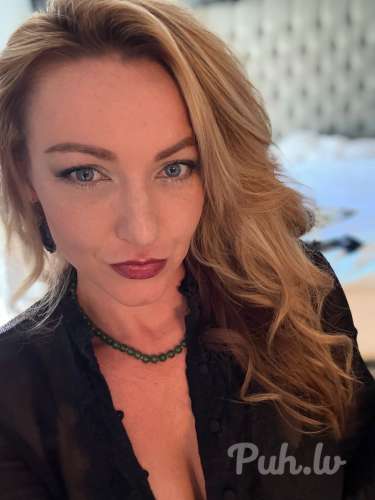 Sandra (27 aastat) (Foto!) saab mehega seksi eesmärgil tuttavaks (№8713402)