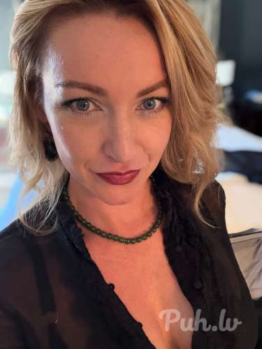 Sandra (27 aastat) (Foto!) saab mehega seksi eesmärgil tuttavaks (№8713402)