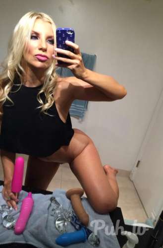 Noélie (24 metai) (Nuotrauka!) pasiūlyti escorto paslaugas ar masažą (#8717280)