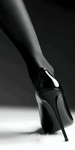 Страстная Брюнетка45 (45 metų)