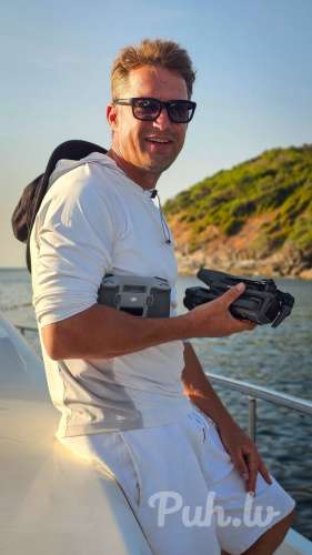 Максим (42 gadi)