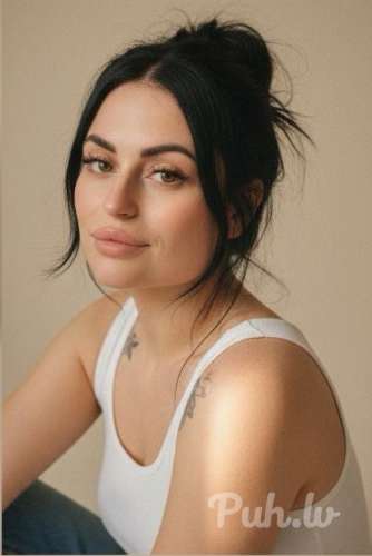 Viktoriia (25 years) (Photo!) offer escort, massage or other services (#8731242)