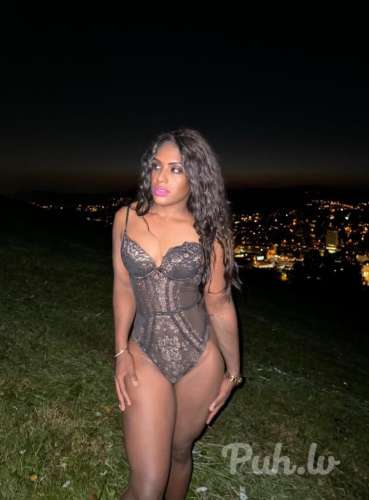 Amaya19 (27 years) (Photo!) gets acquainted (#8731655)