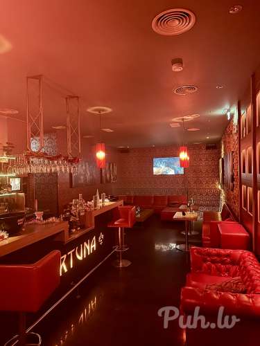 Piedāvāju darbu meitenēm erotiskās masāžas salonā Vinē,  bez seksa.  
Iespēja ļot…