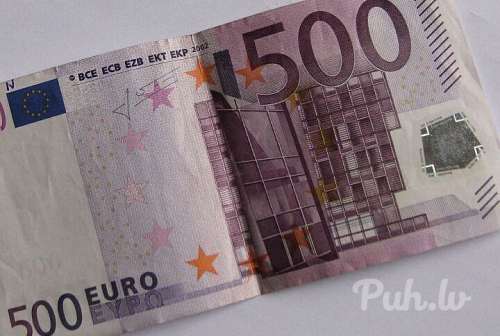 Выслушаю нестандартное предложение от молодой девушки,  без лишнего веса.  500 evr…