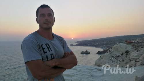 janis (36 gadi) (Foto!) iepazīsies ar sievieti seksam (#8740010)