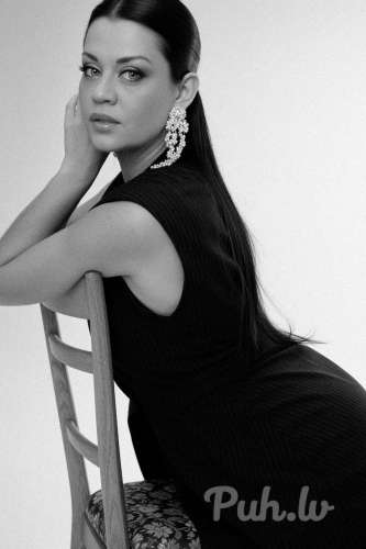 Olyariga2134 (33 years) (Photo!) offer escort, massage or other services (#8749195)