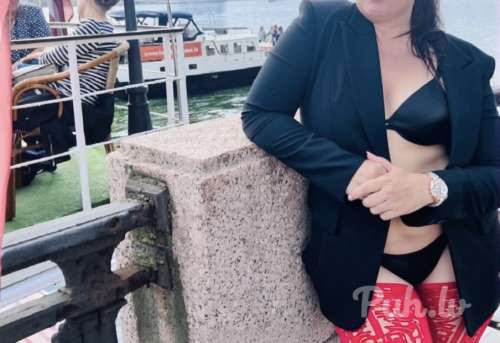 PARIS+V (Foto!) huvitub teemast Sexwife & cuckold (№8749561)