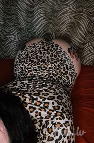 Mila (28 years) (Photo!) gets acquainted with a man for sex (#8751623)