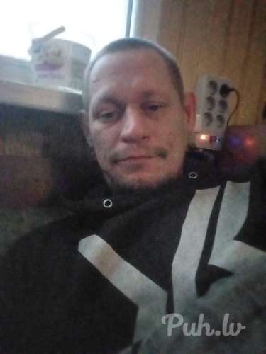 Orālais sekss vīrietim tavā auto pret nelielu bonusu no tevis pielagosos visam t…