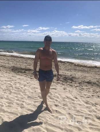 Привет! Ты девушка желающая брутального секса ,  ебли .  Пиши ,  договаримся без до…