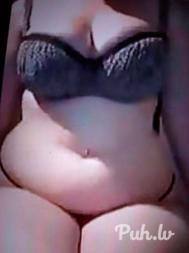 Vajadzīgs kungs. . . ir dzīvoklis netālu no centra regulāri