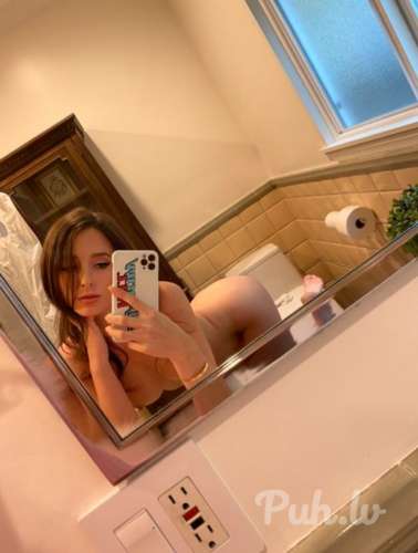 Estelle (27 metų) (Nuotrauka!) susipažinti su vyru seksui (#8764120)