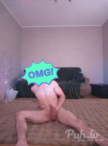 Karumnieks (35 years) (Photo!) gets acquainted with a woman for sex (#8764914)