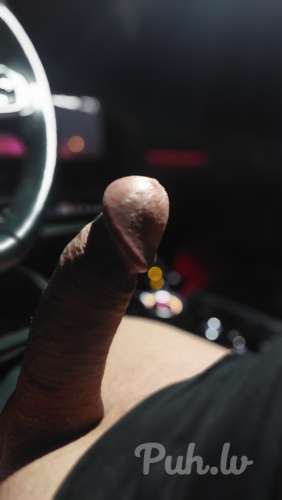 Čau sežu auto pēc ballites ..var būt vēl kādam negulas xxx