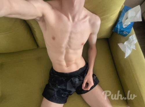 Twink bottom (23 years)