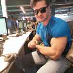 Копро по Skype


Мужчина 34 лет, мускулистого телосложения, симпатичный. Пока…